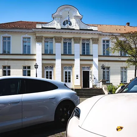 فندق Schloss Westerholt 4*
