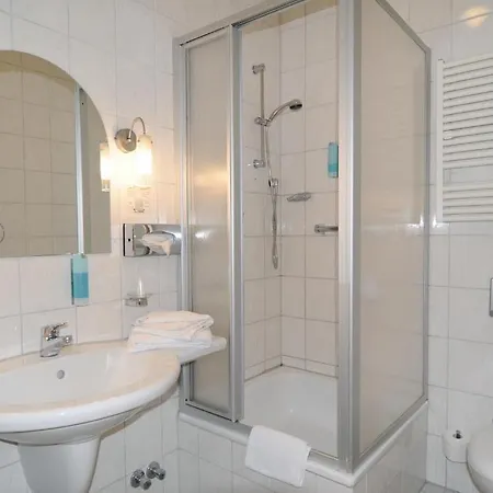 Schloss Westerholt 4* هيرتين