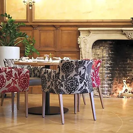 Hotel Schloss Westerholt 4*