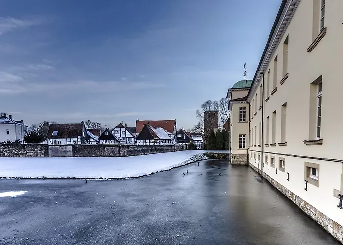 Schloss Westerholt 4* Herten (North Rhine-Westphalia)