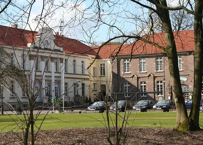 Schloss Westerholt 4* Herten (North Rhine-Westphalia)